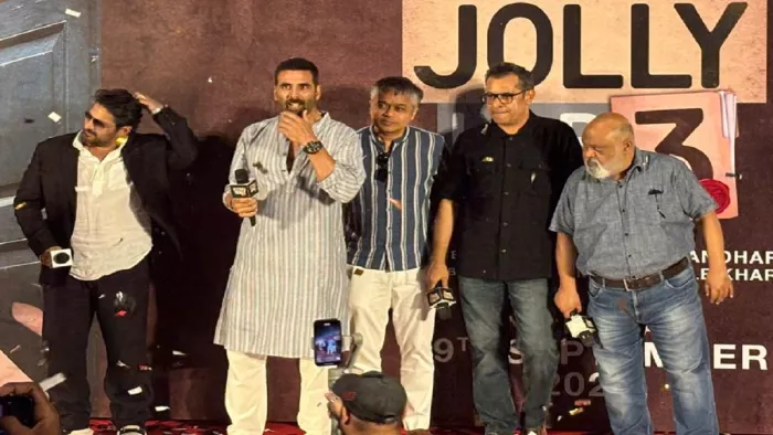 Jolly LLB 3 के ट्रेलर लांच को मेरठ पहुंचे अक्षय कुमार, अरशद वारसी और सौरभ शुक्ला हैं साथ