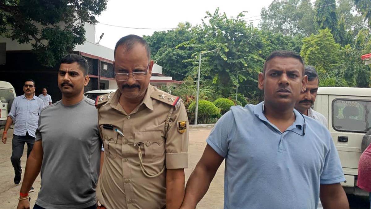 https://www.jagranimages.com/images/newimg/10092025/10_09_2025-bihar_vigilance_raid_24041627.jpg