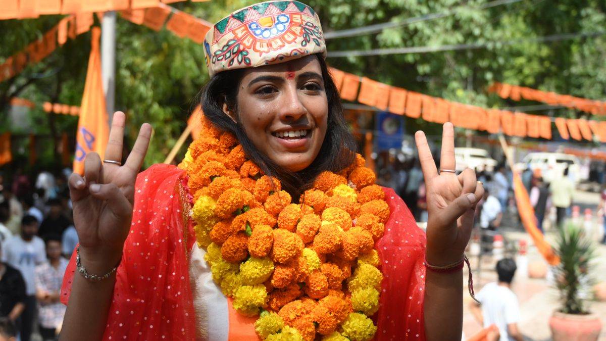 https://www.jagranimages.com/images/newimg/10092025/10_09_2025-dusu_election_2_24042745.jpg