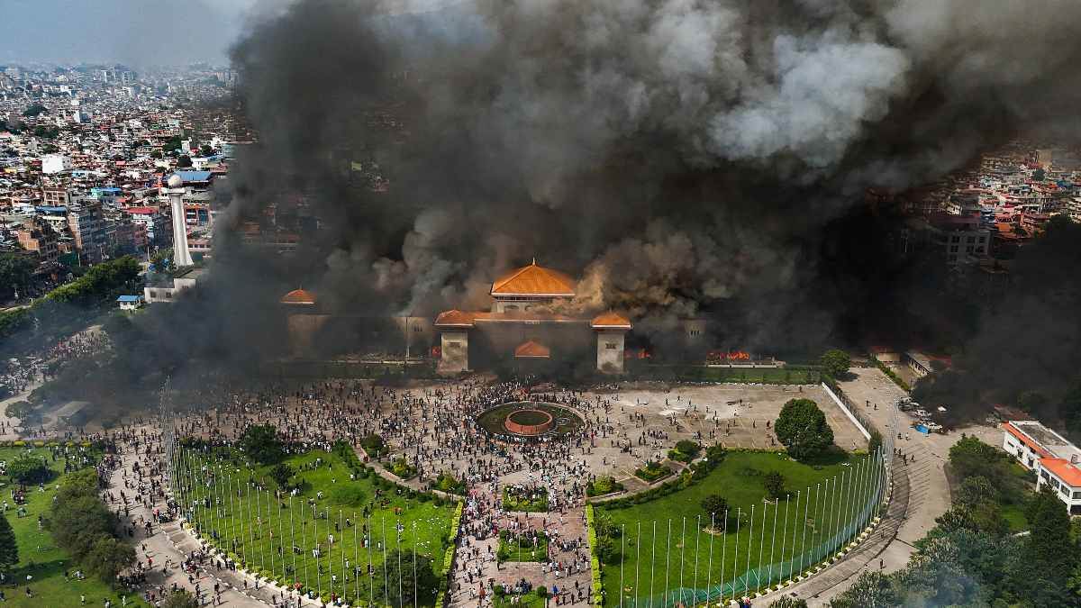 https://www.jagranimages.com/images/newimg/10092025/10_09_2025-nepal_protest_5_24041755.jpg