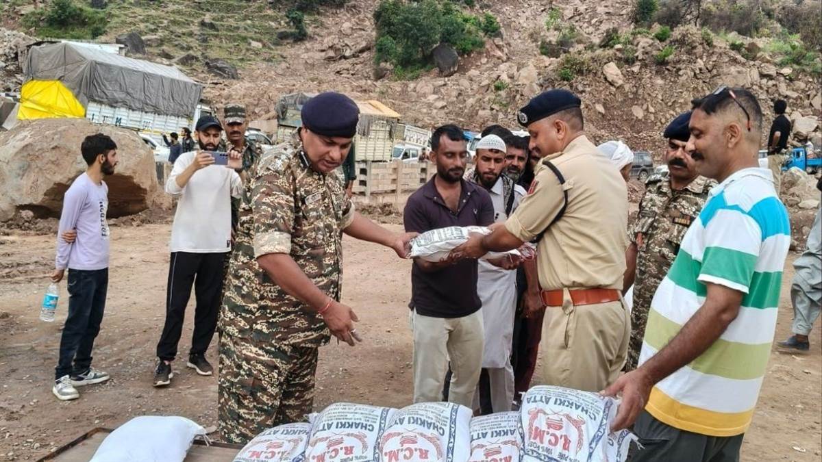 https://www.jagranimages.com/images/newimg/10092025/10_09_2025-news_4_24042694.jpg