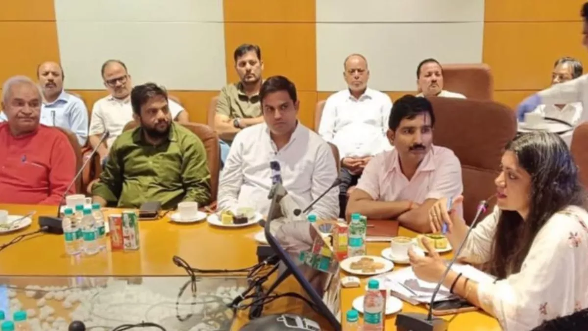 UP Trade Show: यूपी इंटरनेशल ट्रेड शो को लेकर तैयारी तेज, सीएम योगी ने अधिकारियों को दिए सख्त निर्देश