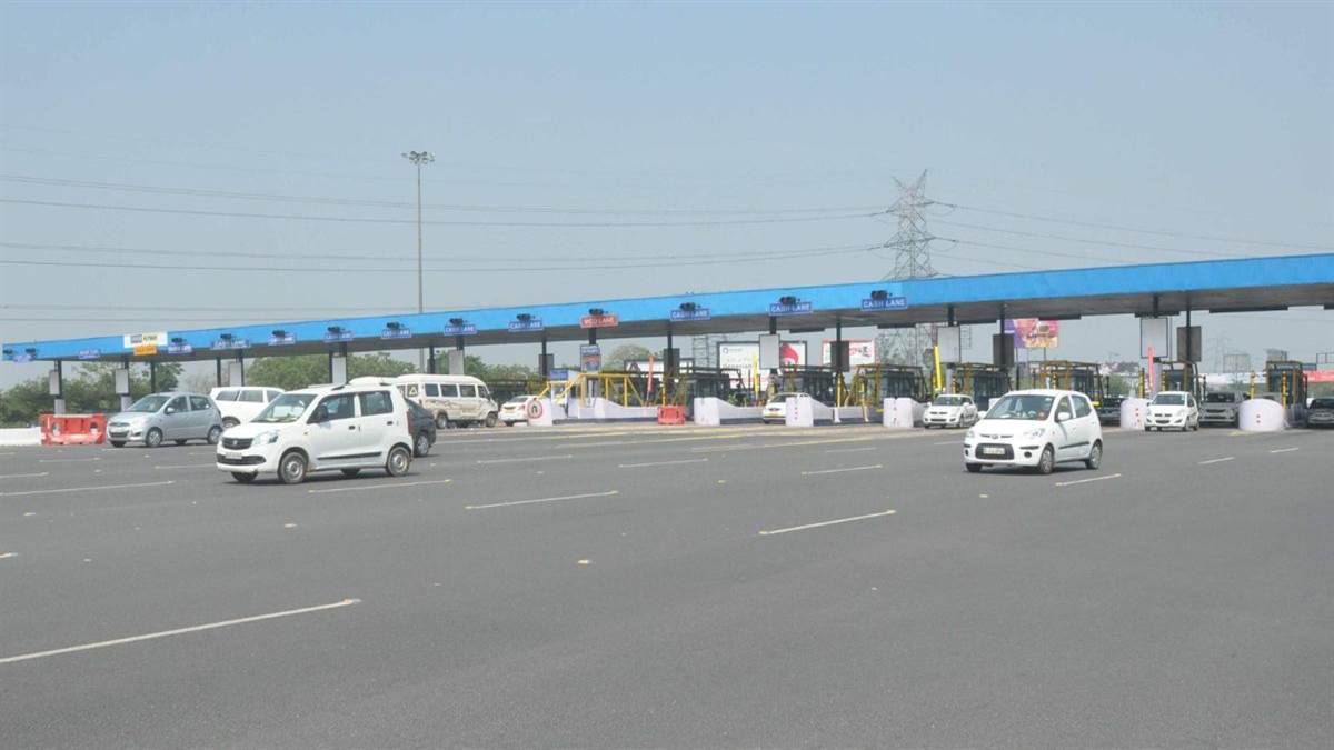 https://www.jagranimages.com/images/newimg/10092025/10_09_2025-noida_news_update_93_24041857.jpg