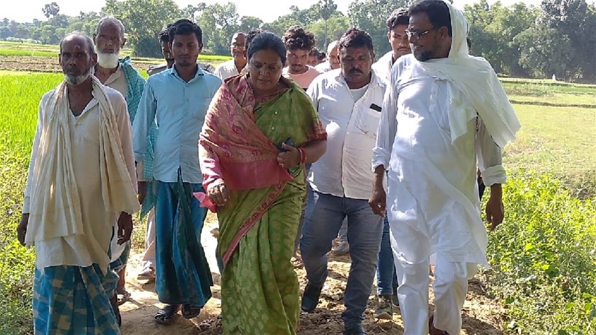 godda news vikrampur village would get road after 5 years mahgama godda news