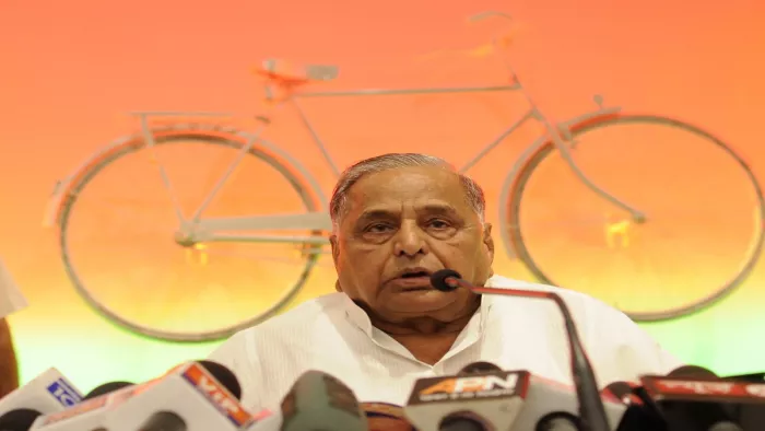 Mulayam Singh Yadav Passes Away: देश के असाधारण राजनेता मुलायम सिंह यादव
