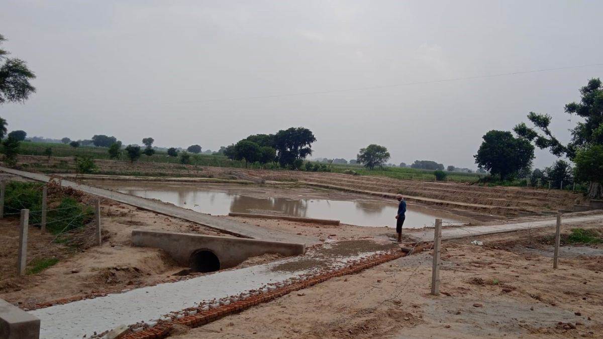 the states first amrit sarovar will be built in hathras where there will be a playground