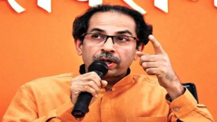 निर्वाचन आयोग ने शिवसेना के उद्धव ठाकरे गुट को 'मशाल' चुनाव चिह्न किया आवंटित।
