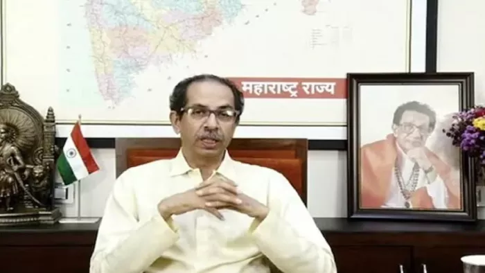 चुनाव आयोग का फैसले को ठाकरे गुट ने बताया 'क्रूर', जताई आपत्ति