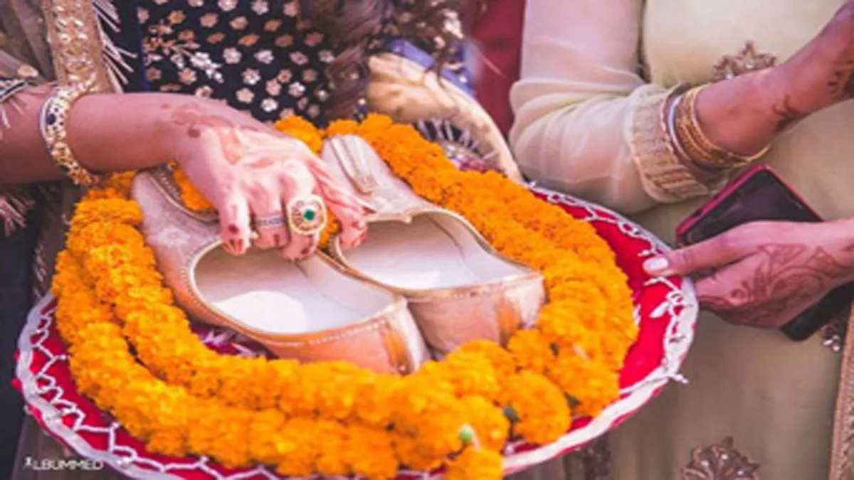 Uttarakhand: जूता चुराने की रस्म के रुपयों को लेकर हुआ विवाद, घरातियों और बरातियों ने एक-दूसरे धुन डाला