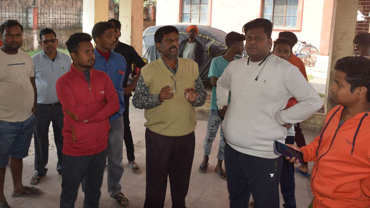 https://www.jagranimages.com/images/newimg/10112022/10_11_2022-bokaro_sadar_hospital_death_23195486_22532414.jpg
