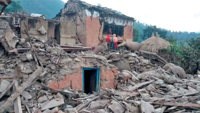 नेपाल में पिछले माह भी भूकंप आया था।