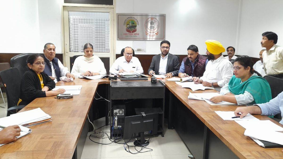 no decision taken on tender for maintenance of 422 tube wells in jalandhar