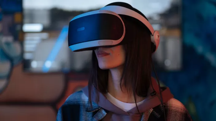 mass production of Apple AR/VR headset to start in march 2023