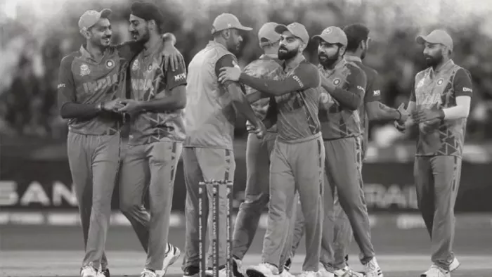 Ind Vs Eng: भारत को मिली करारी हार पर कई कलाकारों ने प्रतिक्रिया दी है।