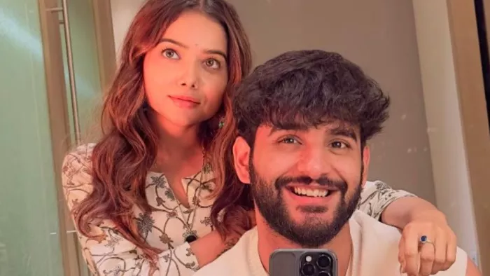 मनीषा रानी ने अभिषेक मल्हान को दिया महंगा तोहफा / फोटो- Instagram