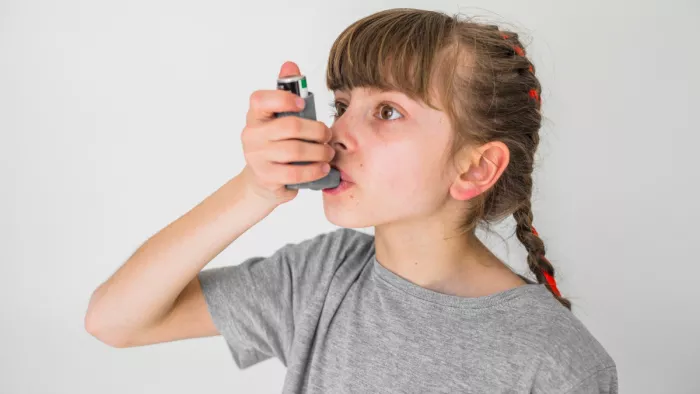 Asthma in kids: बच्चो में अस्थमा के लक्षण और कारण