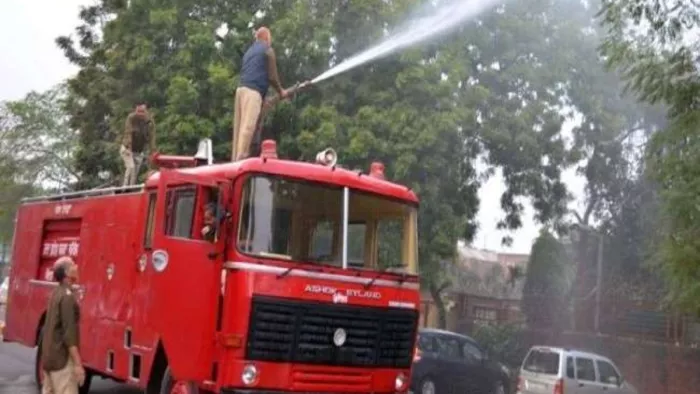 24 घंटा अलर्ट पर रहेगा फायर ब्रिगेड, 52 कर्मचारियों की छुट्टियां की रद्द