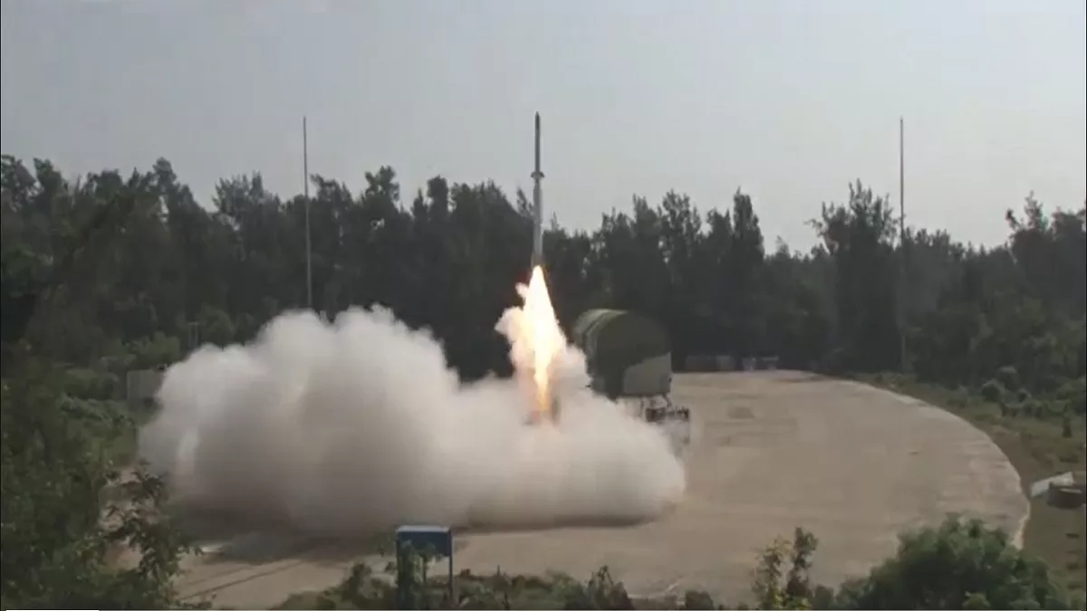 https://www.jagranimages.com/images/newimg/10112024/10_11_2024-ballistic_missile_23829030.jpg