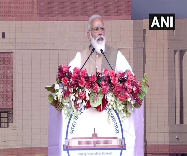 पीएम मोदी ने नए संसद भवन की आधारशिला रखी।