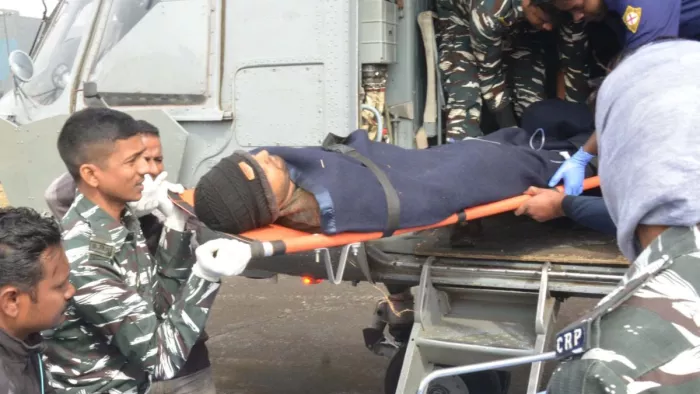 Chaibasa IED Blast: घायल जवान को इलाज के लिए रांची के मेडिका अस्पताल लाया गया