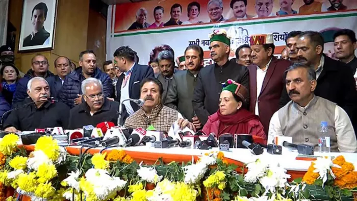 प्रतिभा सिंह सीएम पद की रेस से बाहर