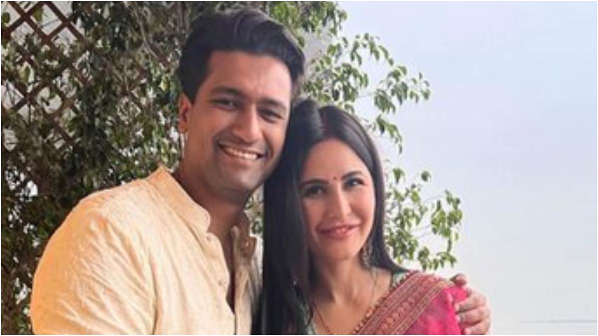 https://www.jagranimages.com/images/newimg/10122022/10_12_2022-vicky_kaushal__23252022.jpg