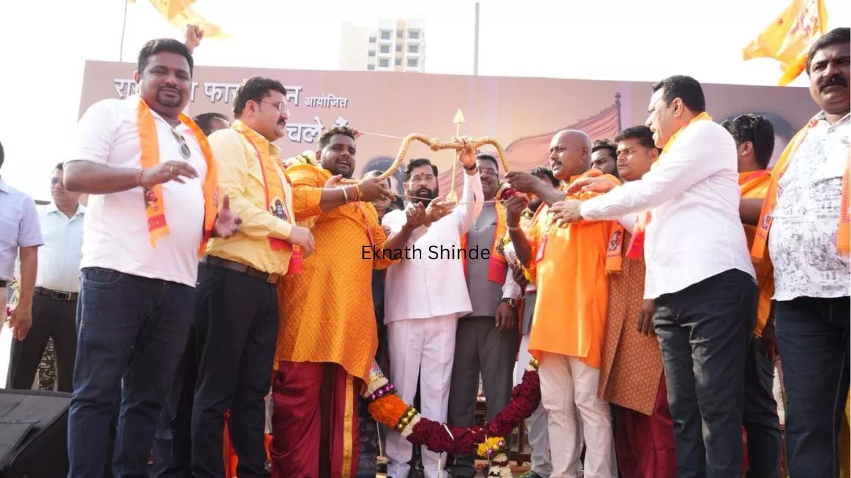 महाराष्ट्र से 300 श्रद्धालुओं का जत्था पैदल जाएगा अयोध्या, सीएम शिंदे ने भव्य राम मंदिर निर्माण के लिए PM Modi को दिया धन्यवाद