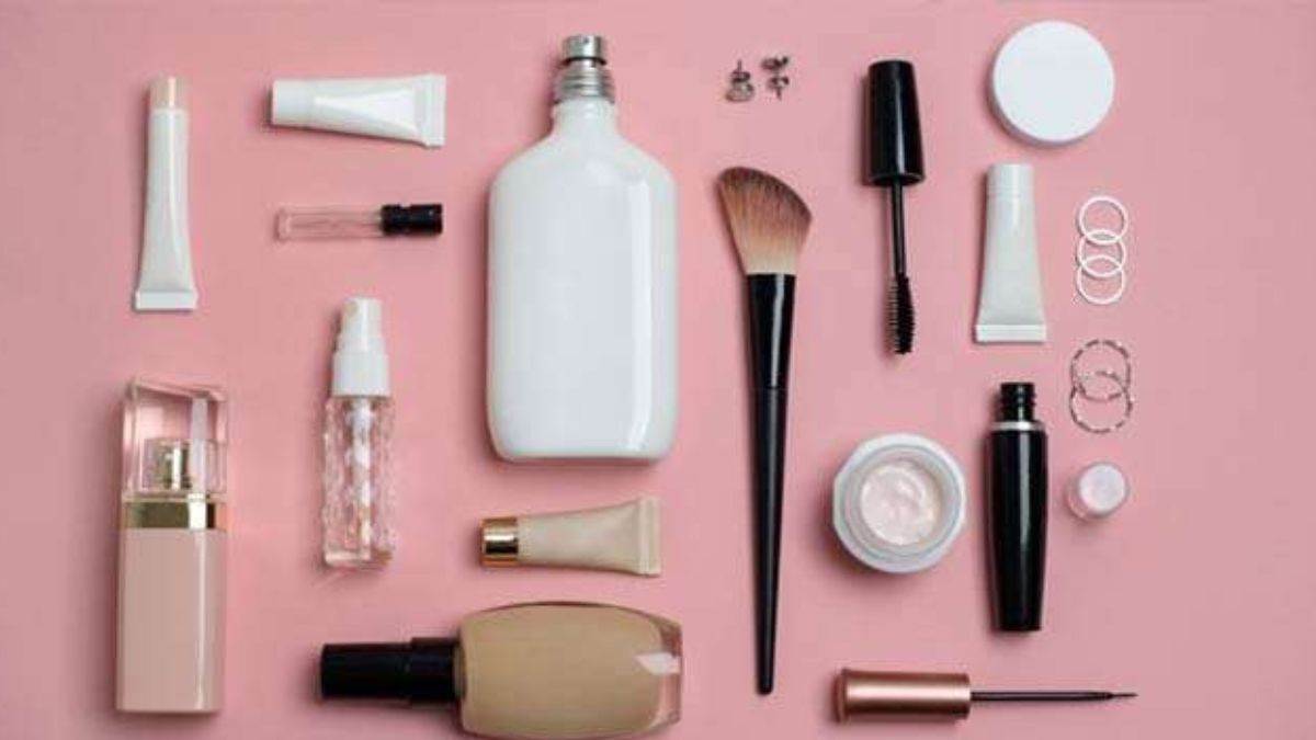 https://www.jagranimages.com/images/newimg/10122023/10_12_2023-beauty_products_23601059.jpg