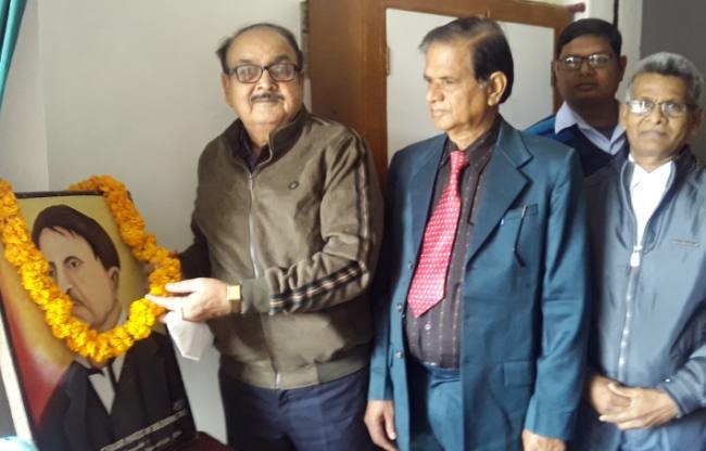 सस्ती व हानि रहित चिकित्सा पद्धति है इलेक्ट्रो होम्योपैथी - Electro