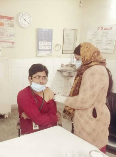 अलीगढ़ में 25 पीएसी व आठ पुलिसकर्मी सहित 198 लोग कोरोना संक्रमित