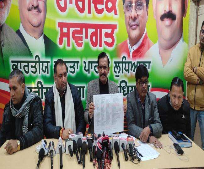 Punjab Chunav 2022ः भाजपा के प्रदेश प्रवक्ता अनिल सरीन ने विधायक पांडे पर लगाए आराेप। (जागरण)