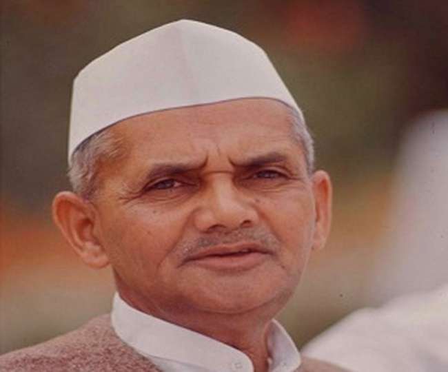 लाल बहादुर शास्त्री की आज पुण्यतिथि है (फाइल फोटो)