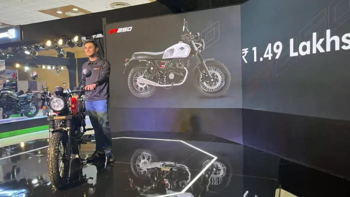 Keeway SR250 comes to compete with Royal Enfield Hunter 350