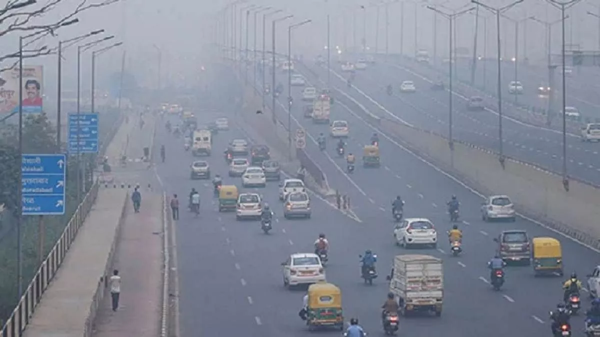 Air Pollution: BS-3 और BS-4 वाहनों के प्रतिबंध से दिल्ली के व्यापारियों को लगा आर्थिक झटका, अब उबरने की चुनौती