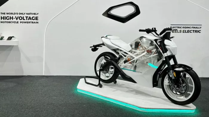 Raptee Energy ने पेश की दुनिया की पहली High Voltage E-Motorcycle