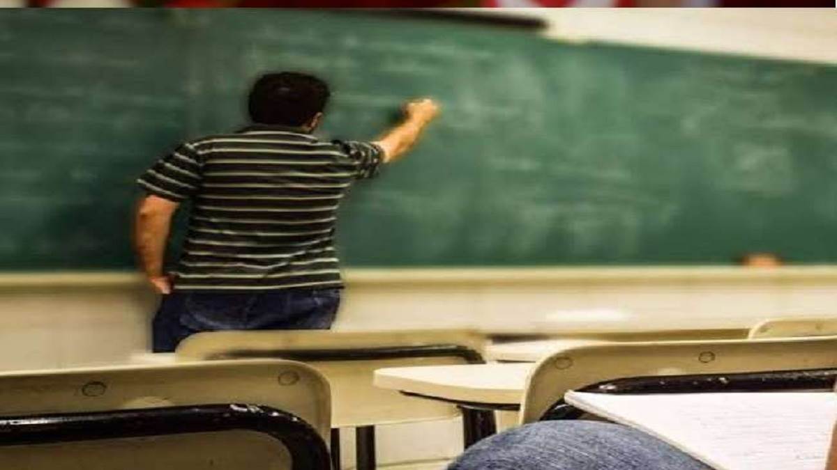382 teachers working with fake documents will be dismissed in up
