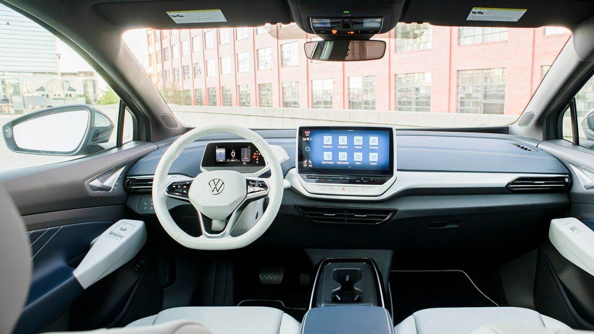 https://www.jagranimages.com/images/newimg/11012024/11_01_2024-vw_ai_integration_23625654.jpg