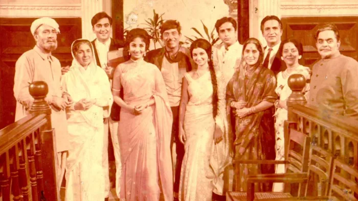 बॉलीवुड की पहली मल्टीस्टारर फिल्म (Photo Credit- X)