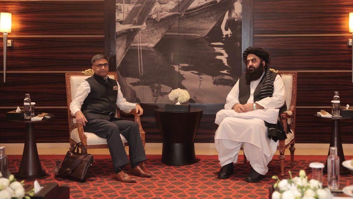 https://www.jagranimages.com/images/newimg/11012025/11_01_2025-india_taliban_meet_23865077.jpg