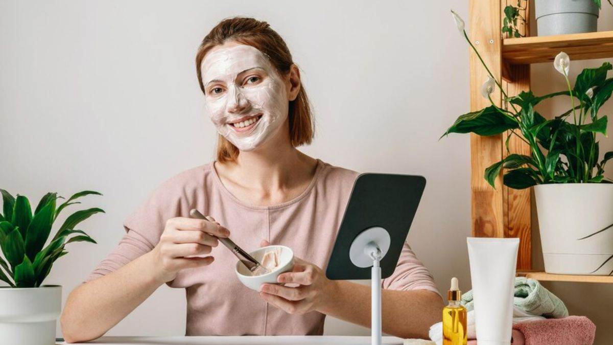 skin care tips how to use raw milk for glowing skin