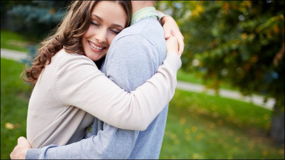 https://www.jagranimages.com/images/newimg/11022023/11_02_2023-hug_23326153.jpg