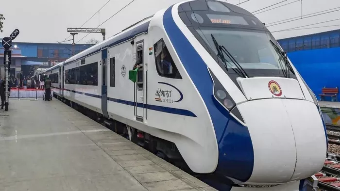 राउरकेला से हावड़ा के बीच चलेगी वंदे भारत एक्सप्रेस