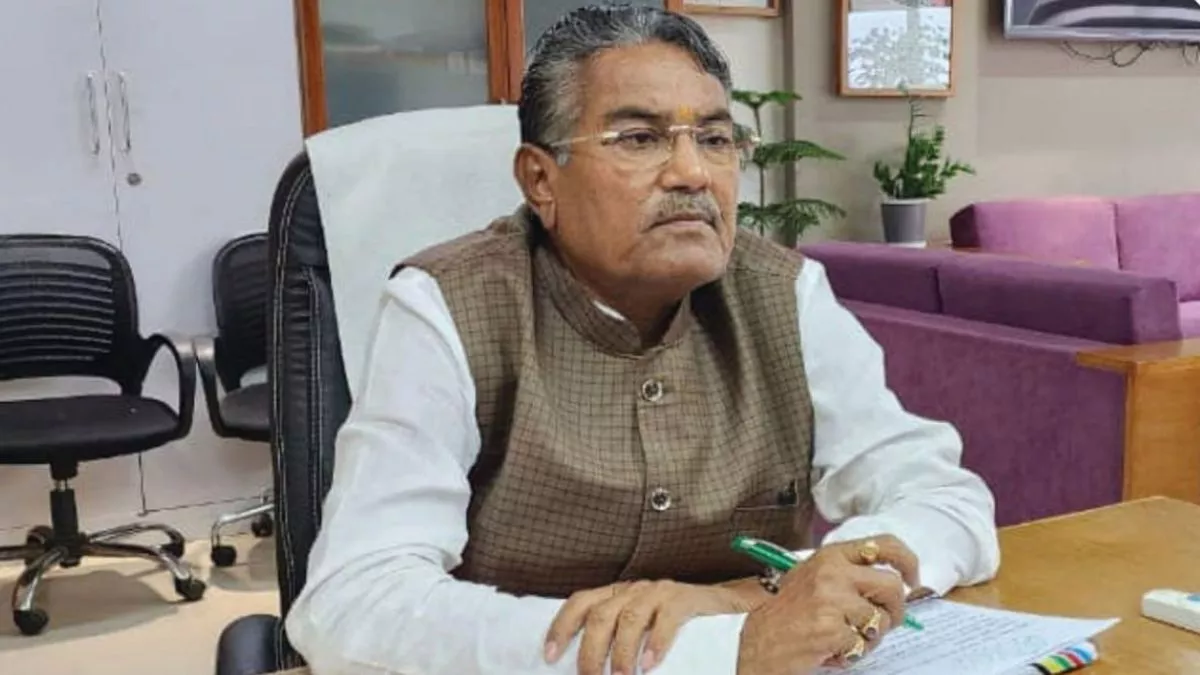 गुजरात के कृषि मंत्री राघवजी पटेल को आया ब्रेन स्ट्रोक, राजकोट के सिनर्जी अस्पताल में भर्ती; हालत स्थिर - Gujarat Agriculture Minister suffers brain stroke admitted to ...