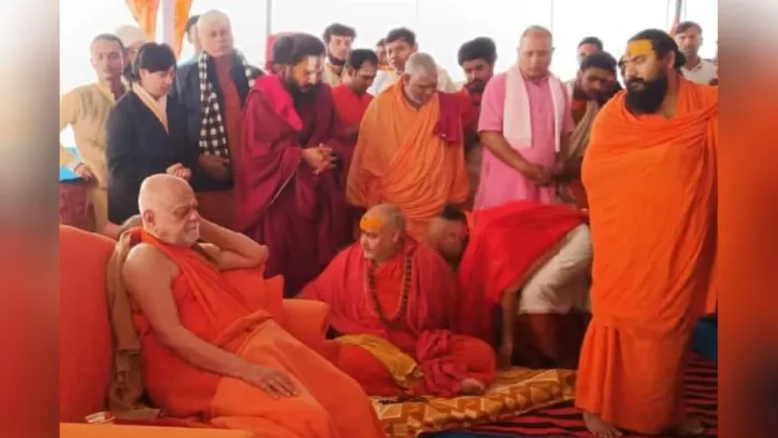 विश्व में इतनी शक्ति नहीं की भारत की दिव्यता पर लगा सके ग्रहण- शंकराचार्य