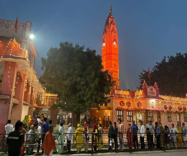https://www.jagranimages.com/images/newimg/11032021/11_03_2021-shivratri_2021_21451631_9241702.jpg
