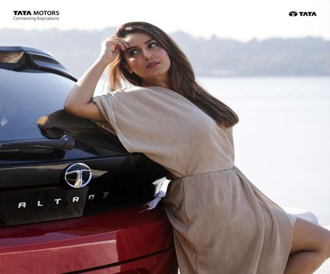 https://www.jagranimages.com/images/newimg/11032022/11_03_2022-tata_motors_car_22534136_23474734.jpg