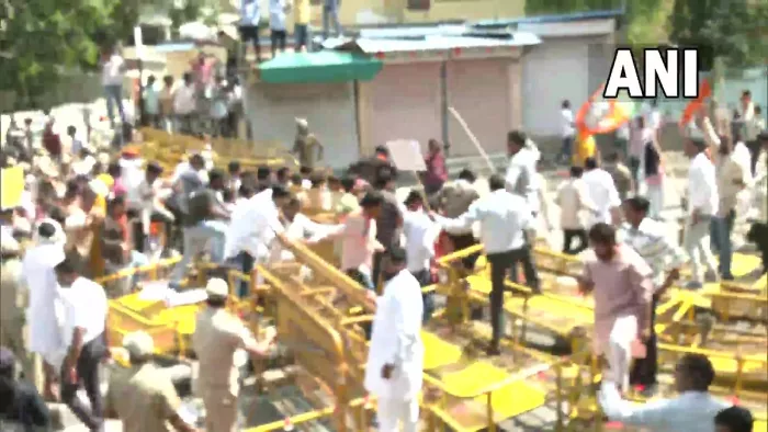 भाजपा कार्यकर्ताओं ने जयपुर में गहलोत सरकार के खिलाफ किया विरोध प्रदर्शन