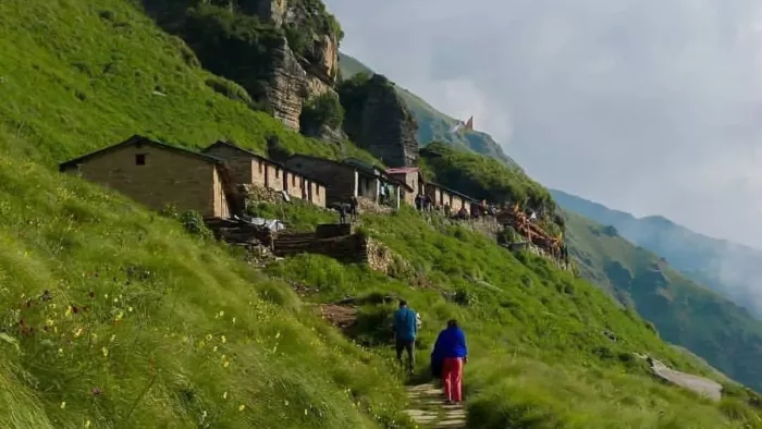 Himachal Pradesh: हिमाचल प्रदेश के बेहद खूबसूरत गांव, जहां के नजारे आपका मन मोह लेंगे