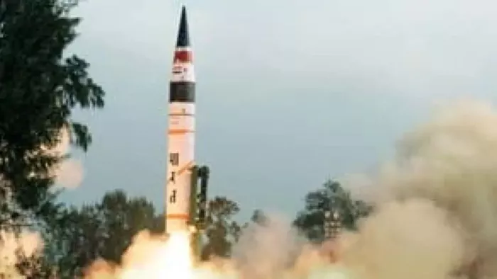 अग्नि 5 मिसाइल का सफल परीक्षण, PM Modi ने DRDO को दी बधाई; खूबियां ऐसी... पाकिस्तान-चीन की उड़ेगी नींद