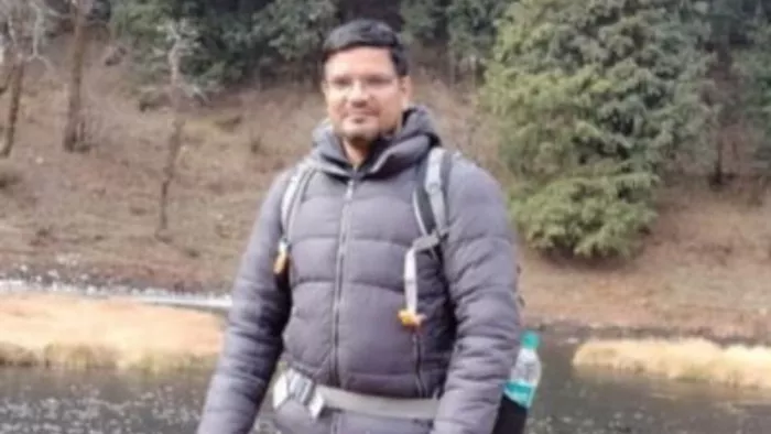 क्रिकेट मैच के दौरान हार्ट अटैक से युवक की मौत।